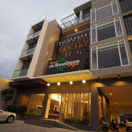 De Boutique Style Hotel Malang Buitenkant foto